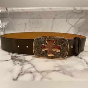 Genuine Leather belt with buckle - pre-owned